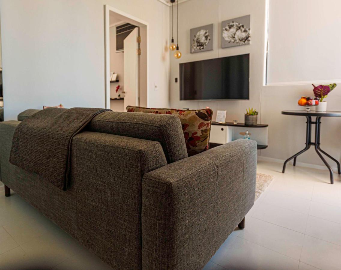 Flamingo Sea Point Sea View Luxury Best Position 1 Bedroom Apartment Queen Size Bed & Inverter For Tv Fokváros Kültér fotó