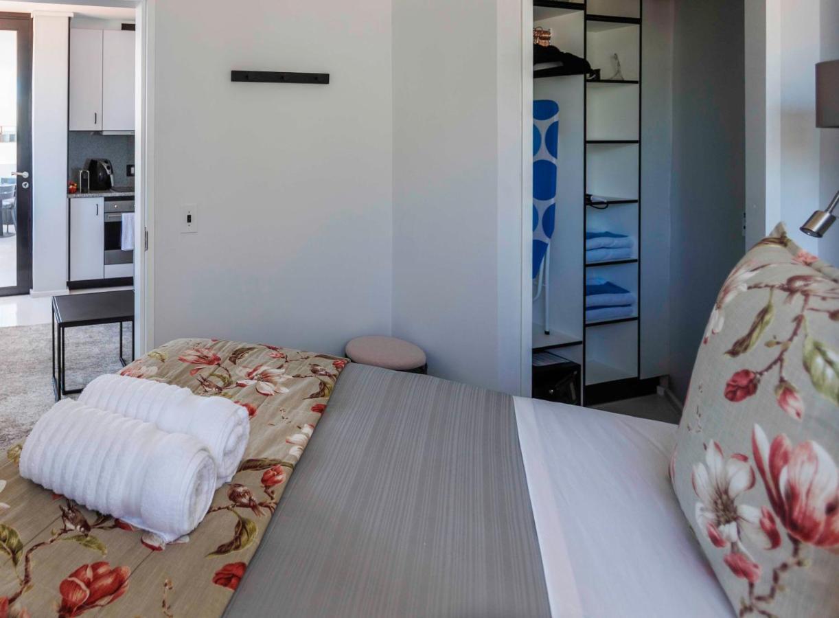 Flamingo Sea Point Sea View Luxury Best Position 1 Bedroom Apartment Queen Size Bed & Inverter For Tv Fokváros Kültér fotó